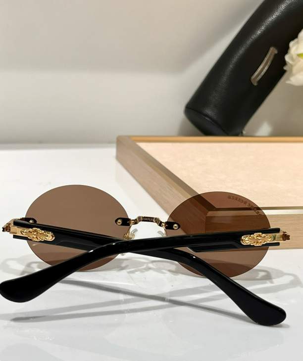 Picture of Chrome Hearts Sunglasses _SKUfw55713717fw